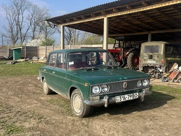 Авто ВАЗ 2103 1974 № 8708292