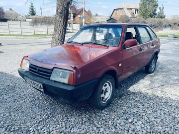 Авто ВАЗ 2109 1992 № 8708327