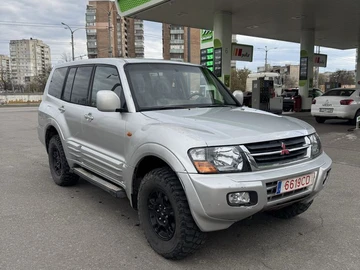 Авто Mitsubishi Pajero 2004 № 8708398