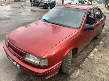 Авто Opel Vectra 1992 № 8708413