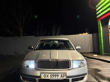 Авто Skoda Superb 2003 № 8708520