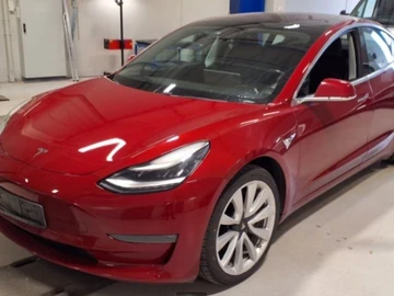 Авто Tesla Model 3 2019 № 8708732