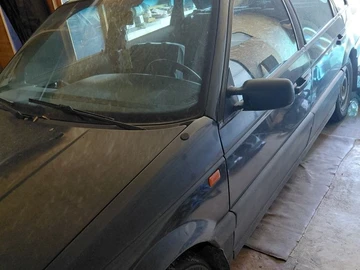 Авто Volkswagen Passat Sedan 1992 № 8708742