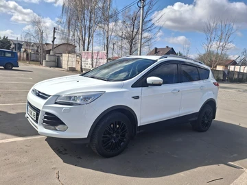 Авто Ford Kuga 2013 № 8708756