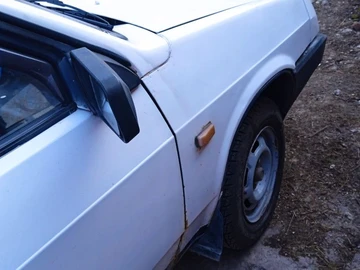 Авто ВАЗ 2109 1988 № 8708883