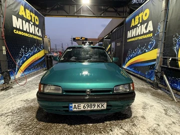Авто Mazda 323 1995 № 8708925