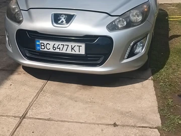 Авто Peugeot 308 2011 № 8709116