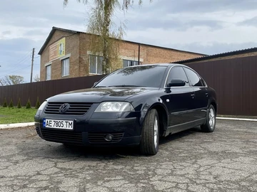 Авто Volkswagen Passat Sedan 2001 № 8709144