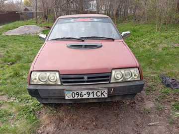 Авто ВАЗ 2109 1996 № 8709218