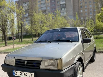 Авто ВАЗ 2109 1999 № 8709336