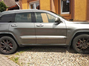 Авто Jeep Grand Cherokee 2011 № 8709364