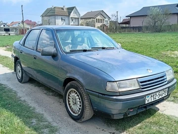 Авто Opel Vectra 1989 № 8709378