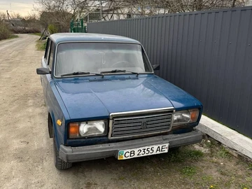 Авто ВАЗ 2107 2004 № 8709425