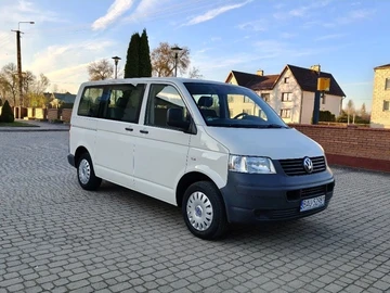 Авто Volkswagen Transporter 2007 № 8709528