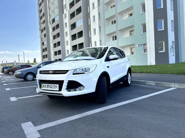 Авто Ford Kuga 2014 № 8709551