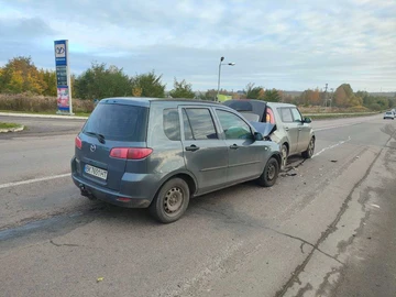 Авто Mazda 2 2003 № 8709725