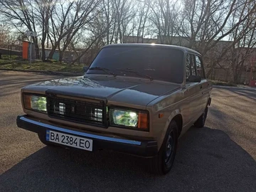 Авто ВАЗ 2107 1982 № 8709729