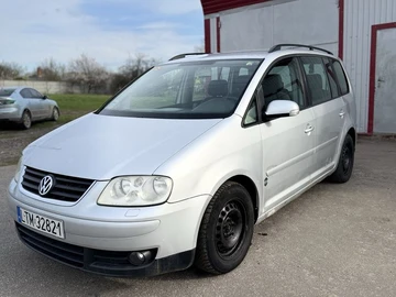 Авто Volkswagen Touran 2004 № 8709831
