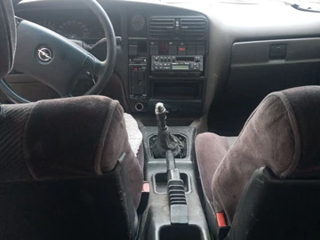Авто Opel Omega 1987 № 8709931