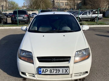 Авто Chevrolet Aveo 2004 № 8709947
