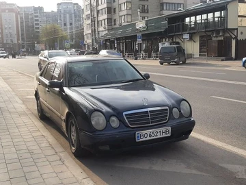 Авто Mercedes E Серия 2001 № 8709963