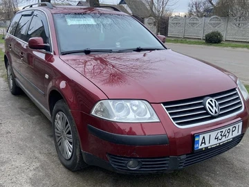 Авто Volkswagen Passat Variant 2002 № 8710007