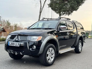 Авто Mitsubishi L 200 2009 № 8710008