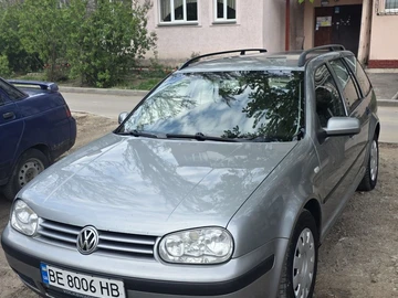 Авто Volkswagen Golf 2005 № 8710017
