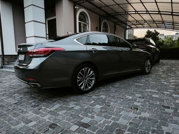 Авто Hyundai Genesis 2015 № 8710155