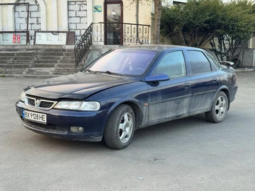 Авто Opel Vectra 1998 № 8710162