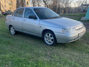 Авто ВАЗ 2110 2004 № 8710190