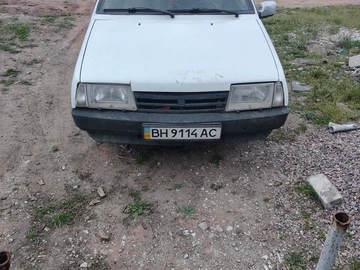 Авто ВАЗ 2109 1989 № 8710247