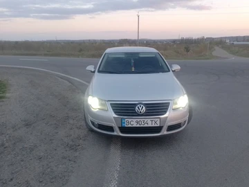 Авто Volkswagen Passat Sedan 2005 № 8710356