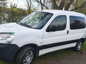 Авто Citroen Berlingo 2004 № 8710369