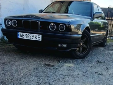 Авто BMW 5 Серия 1990 № 8710419