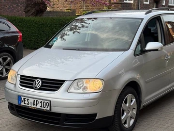 Авто Volkswagen Touran 2004 № 8710427