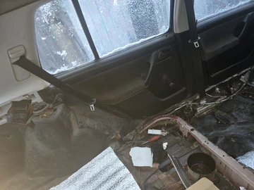 Авто Volkswagen Golf 1993 № 8710433