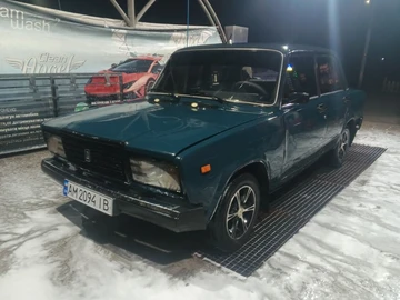 Авто ВАЗ 2107 2003 № 8710559
