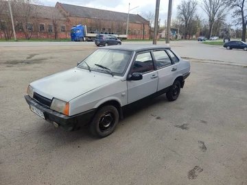 Авто ВАЗ 21099 2003 № 8710590