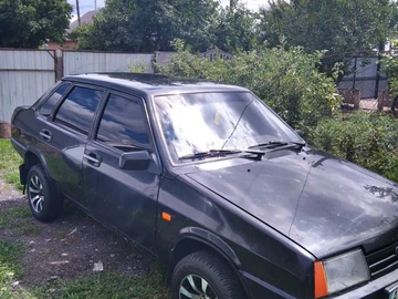 Авто ВАЗ 21099 1998 № 8710603