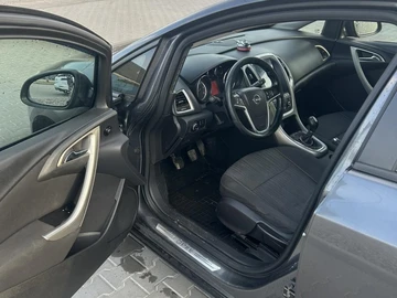 Авто Opel Astra 2011 № 8710604