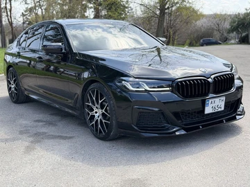 Авто BMW 5 Серия 2018 № 8710609