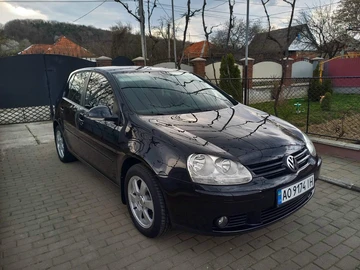 Авто Volkswagen Golf 2009 № 8710610