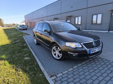 Авто Volkswagen Passat Variant 2005 № 8710758
