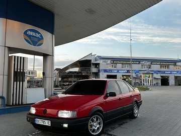 Авто Volkswagen Passat Sedan 1991 № 8710755