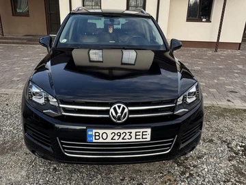 Авто Volkswagen Touareg 2011 № 8710768