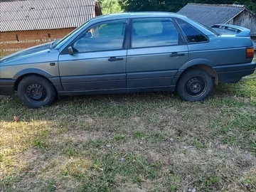 Авто Volkswagen Passat Sedan 1987 № 8710772