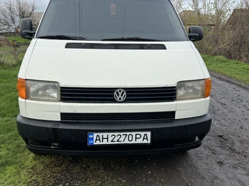 Авто Volkswagen Transporter 1993 № 8710804