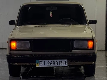 Авто ВАЗ 2105 1982 № 8710806