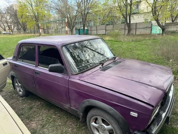 Авто ВАЗ 2107 2000 № 8710877